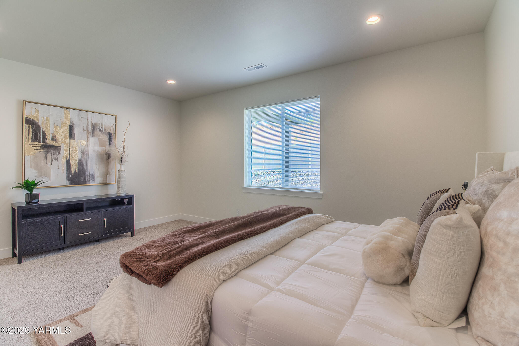 404 South 90th Avenue Yakima, WA 98908 - Photo 20 of 21 Master Bedroom #3