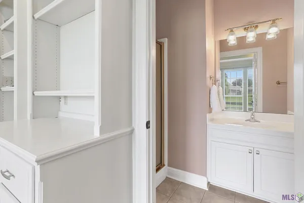 $424,000 | 6147 Tezcuco Court, Gonzales, LA 70737