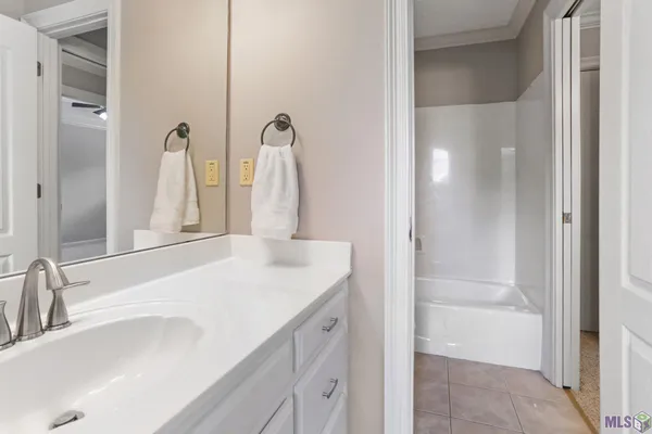 $424,000 | 6147 Tezcuco Court, Gonzales, LA 70737