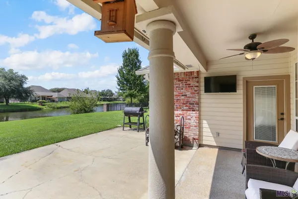 $424,000 | 6147 Tezcuco Court, Gonzales, LA 70737