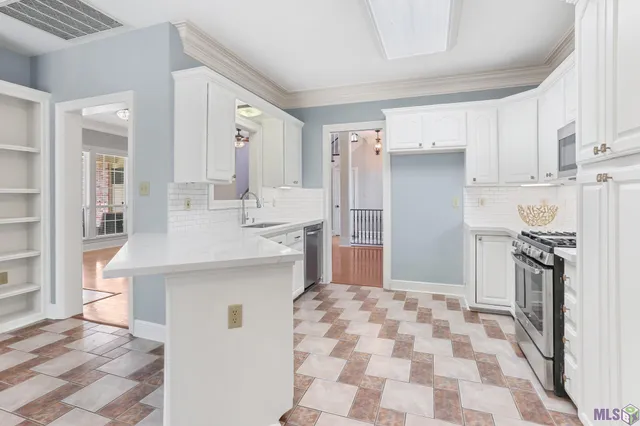 $434,000 | 6147 Tezcuco Court, Gonzales, LA 70737