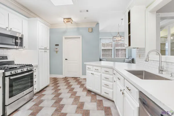 $424,000 | 6147 Tezcuco Court, Gonzales, LA 70737