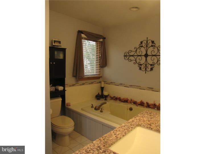 32 Powell Place Road Tabernacle, NJ 08088 - Photo 17 of 25 Master Bathroom