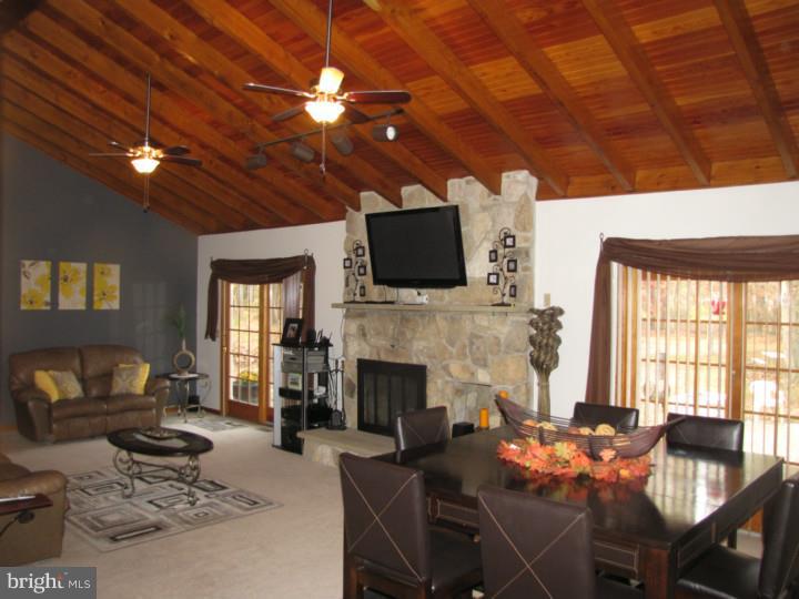 32 Powell Place Road Tabernacle, NJ 08088 - Photo 3 of 25 Great Room