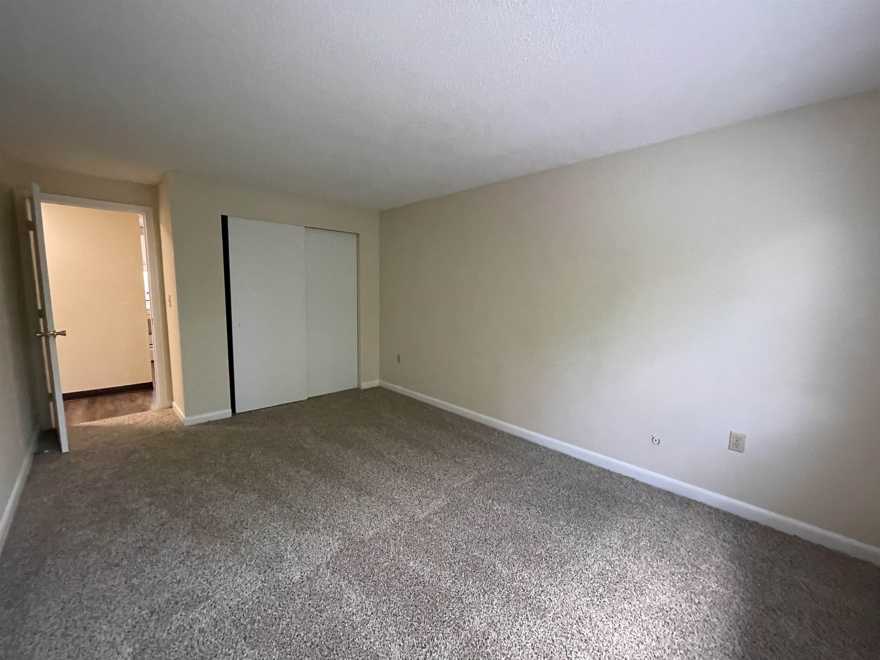 29 Capron Road, Unit 31 Milford, NH 03055 - Photo 17 of 38