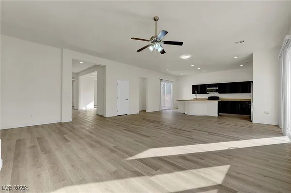 $3,500 | 7931 Campers Village Avenue, Las Vegas, NV 89178