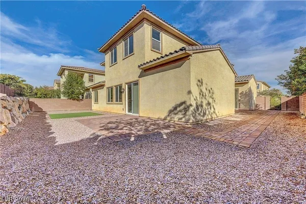 $3,500 | 7931 Campers Village Avenue, Las Vegas, NV 89178