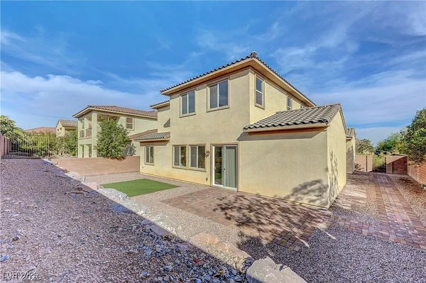 $3,500 | 7931 Campers Village Avenue, Las Vegas, NV 89178