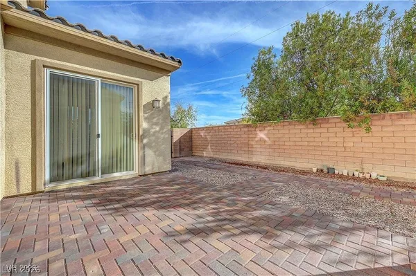 $3,500 | 7931 Campers Village Avenue, Las Vegas, NV 89178