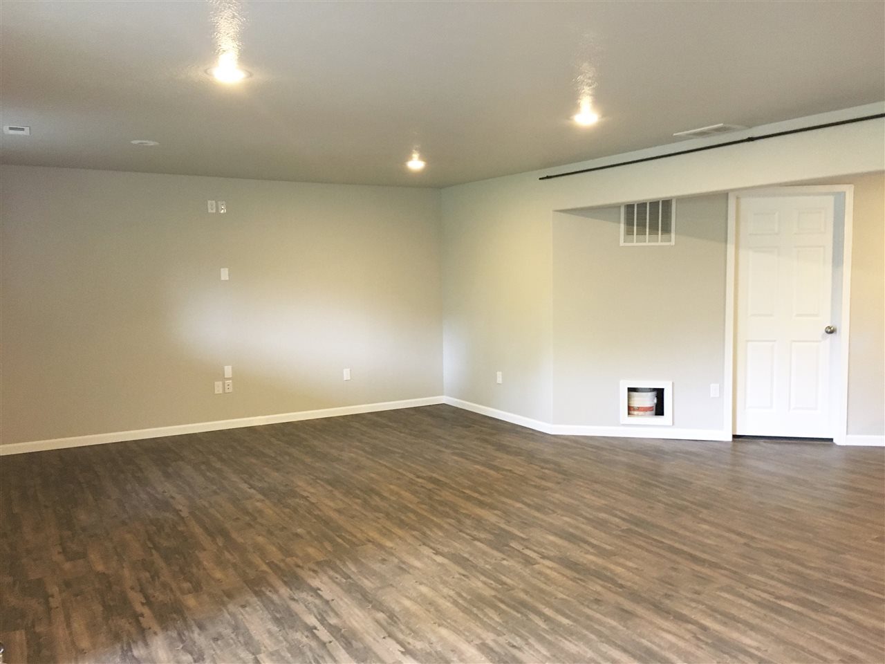 2504 West Cascade Way Spokane, WA 99208 - Photo 13 of 19 Gallery Image 13