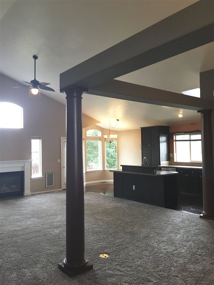 2504 West Cascade Way Spokane, WA 99208 - Photo 5 of 19 Gallery Image 5