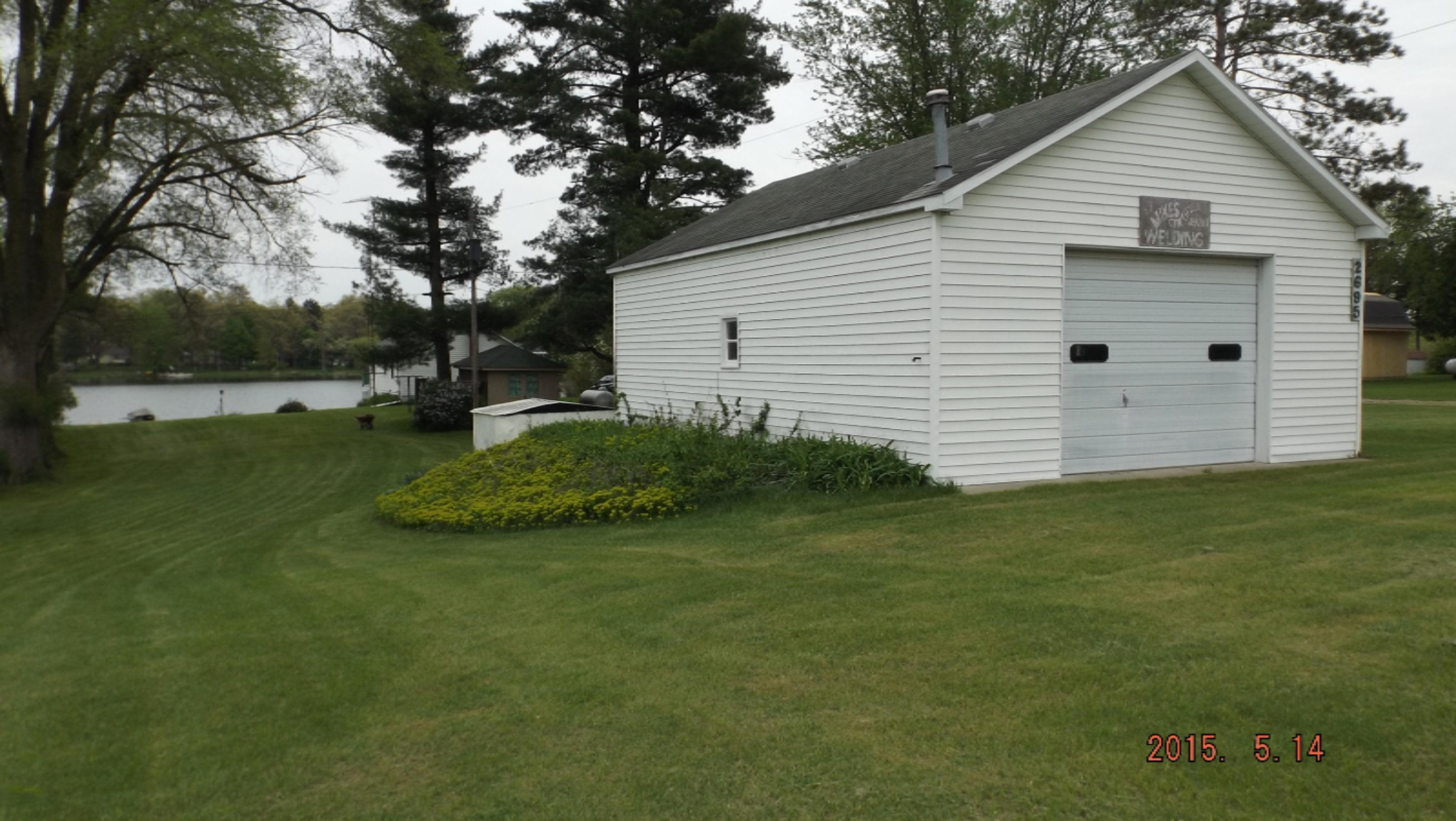 2691 Hemlock Road Quincy, MI 49082 - Photo 23 of 30 Garage