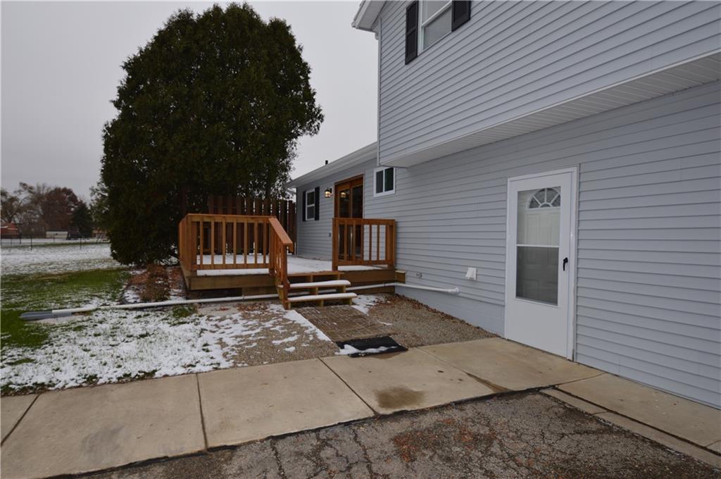 6141 Old Columbus Road Springfield, OH 45502 - Photo 3 of 23