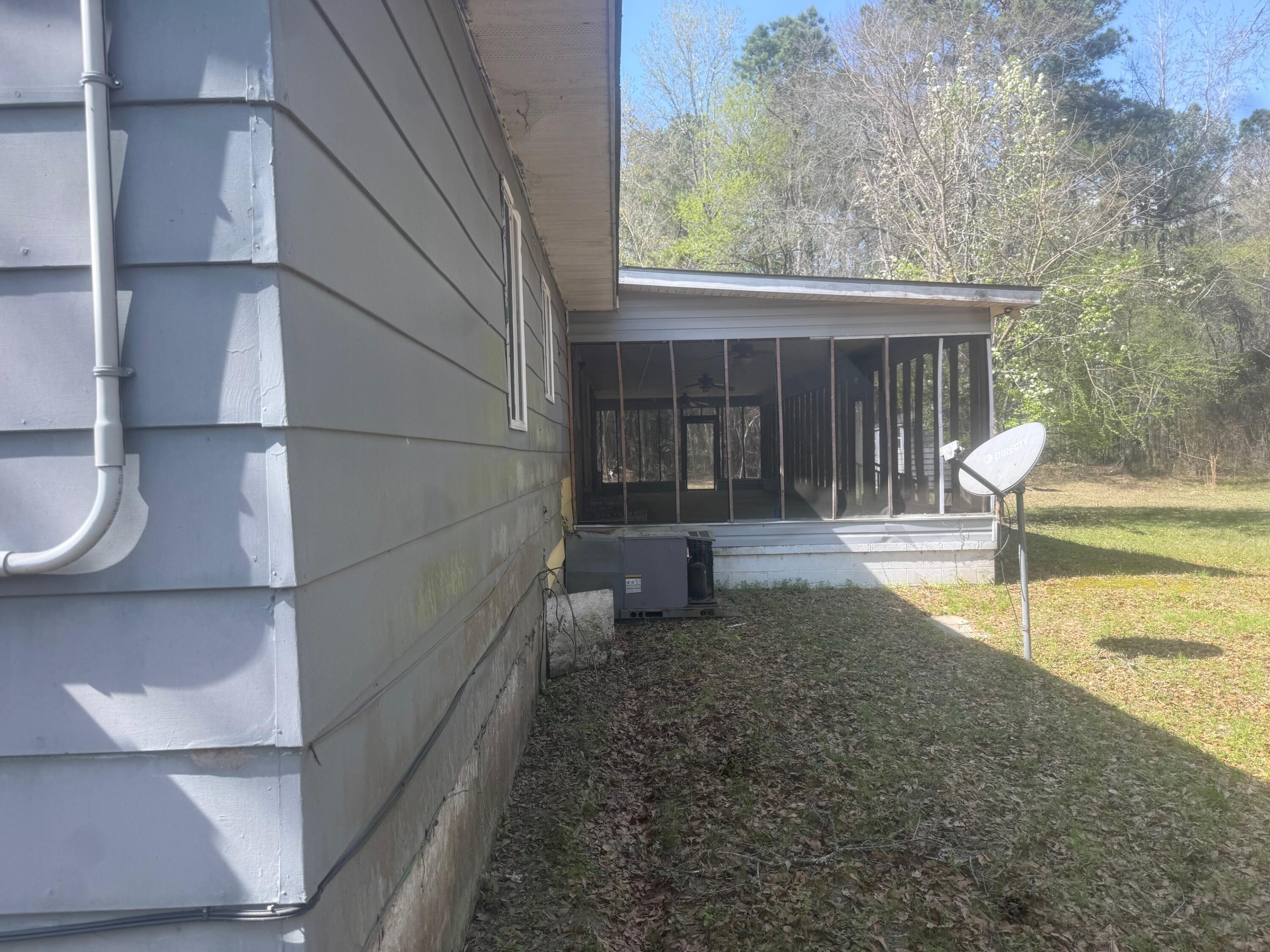 175 Benny Road Holly Hill, SC 29059 - Photo 25 of 32 IMG_3126