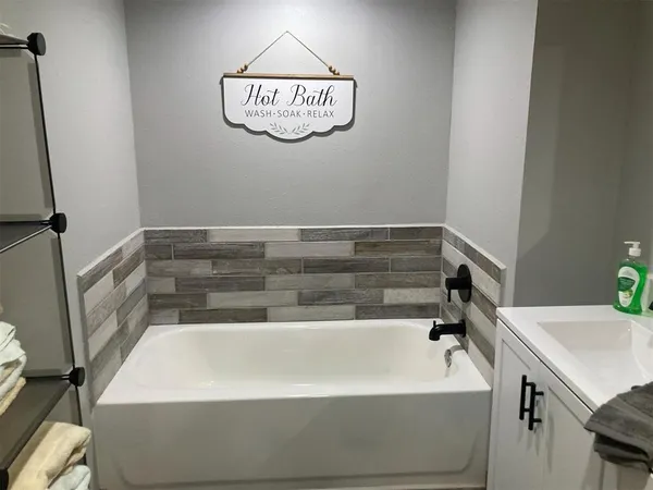a close view of sink