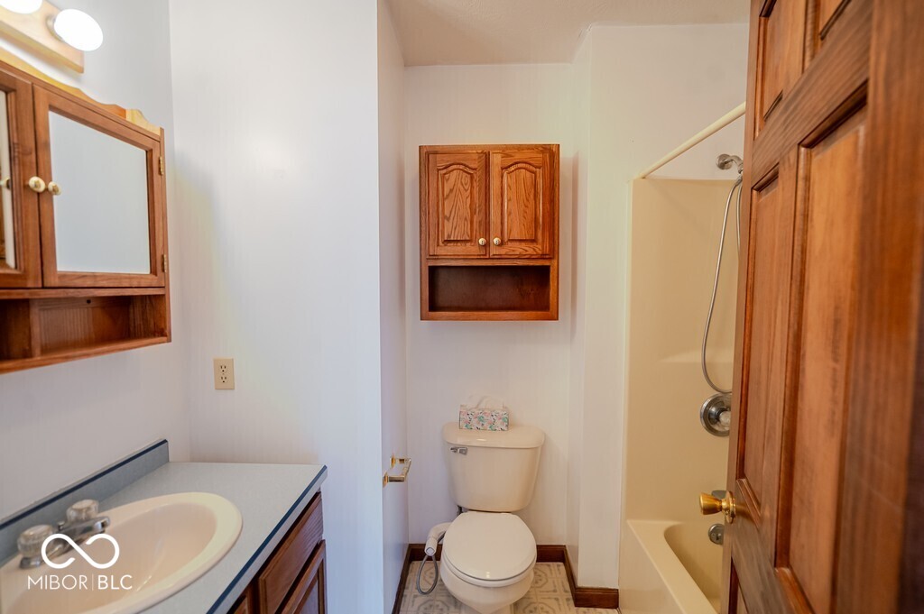 2721 Brown Street New Castle, IN 47362 - Photo 9 of 22