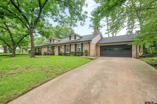 $324,500 | 1018 Pollard Drive, Tyler, TX 75701