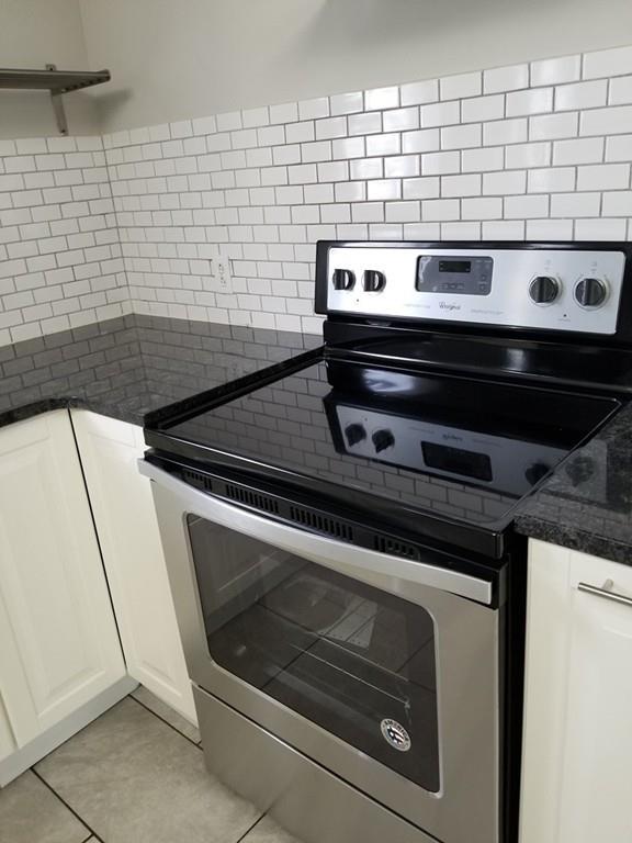 53 Mcknight Street Springfield, MA 01109 - Photo 11 of 39 Gallery Image 11