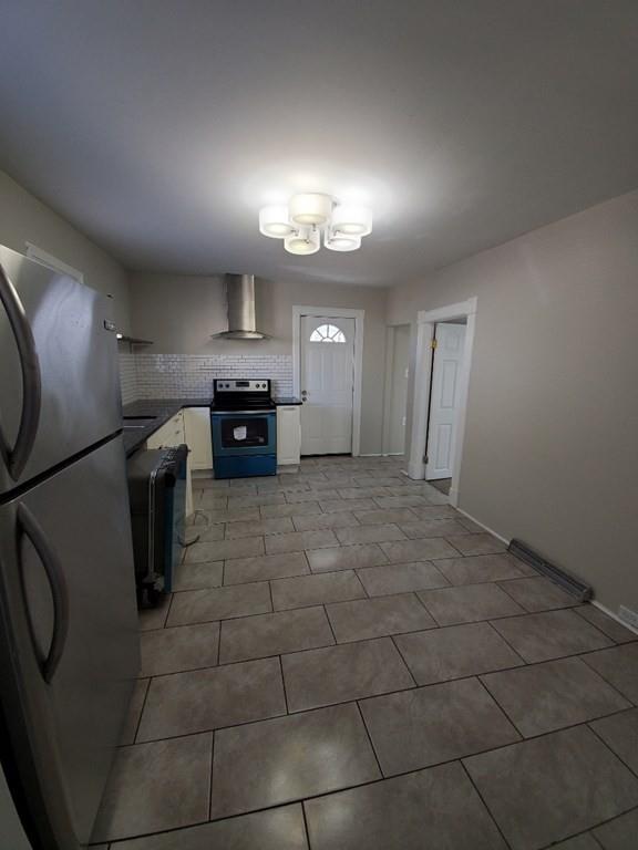 53 Mcknight Street Springfield, MA 01109 - Photo 14 of 39 Gallery Image 14