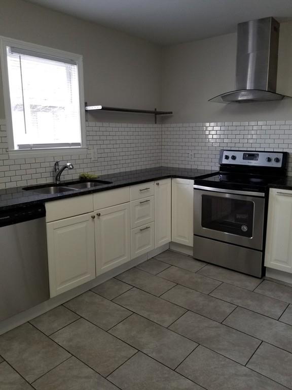 53 Mcknight Street Springfield, MA 01109 - Photo 15 of 39 Gallery Image 15