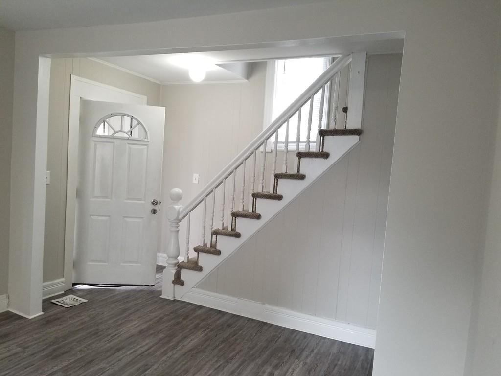 53 Mcknight Street Springfield, MA 01109 - Photo 4 of 39 Gallery Image 4