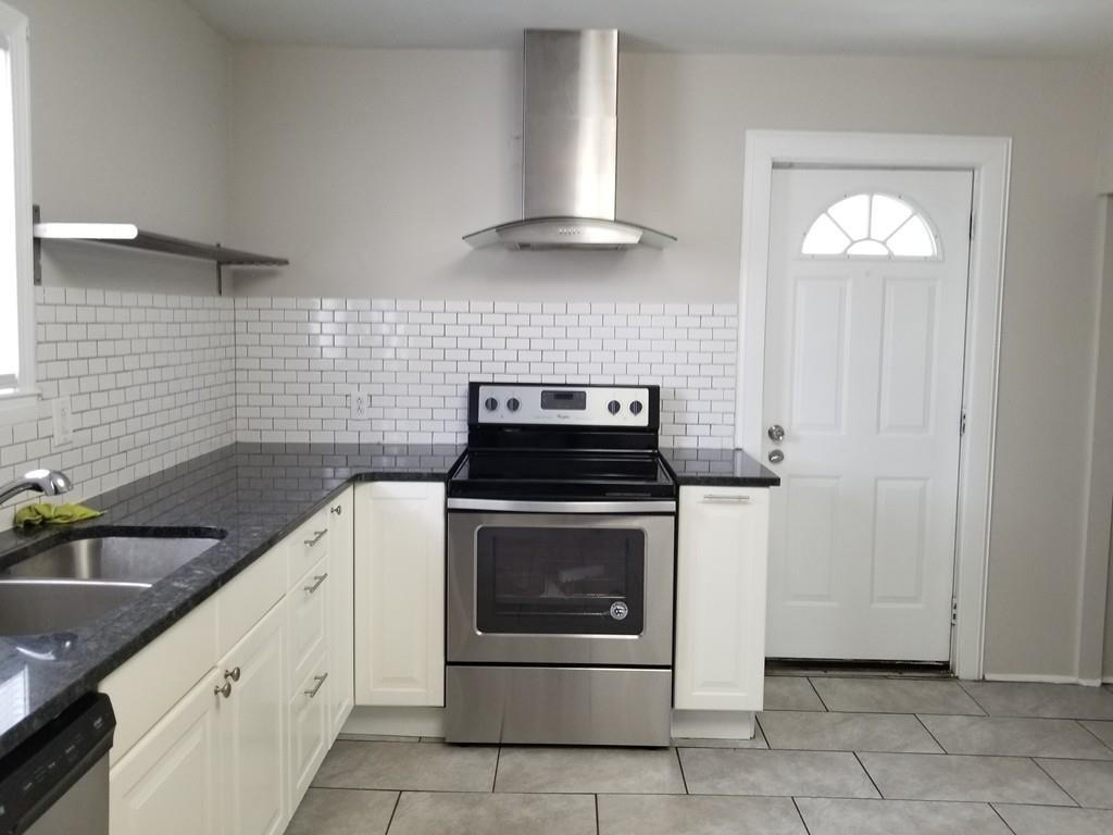 53 Mcknight Street Springfield, MA 01109 - Photo 9 of 39 Gallery Image 9