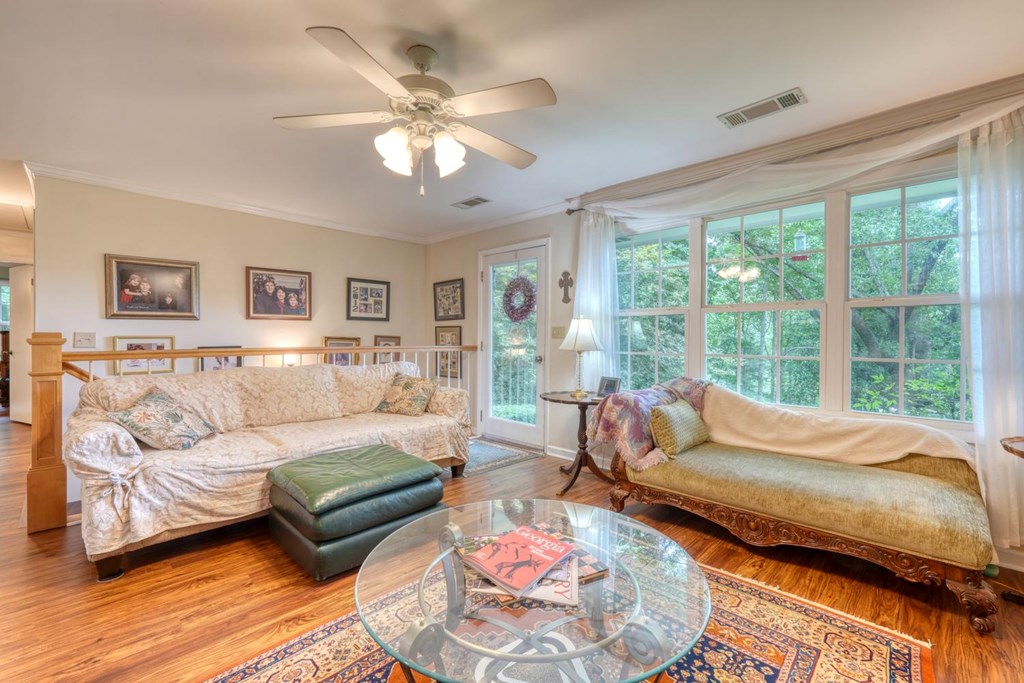 5127 Mineral Springs Road Young Harris, GA 30582 - Photo 9 of 43