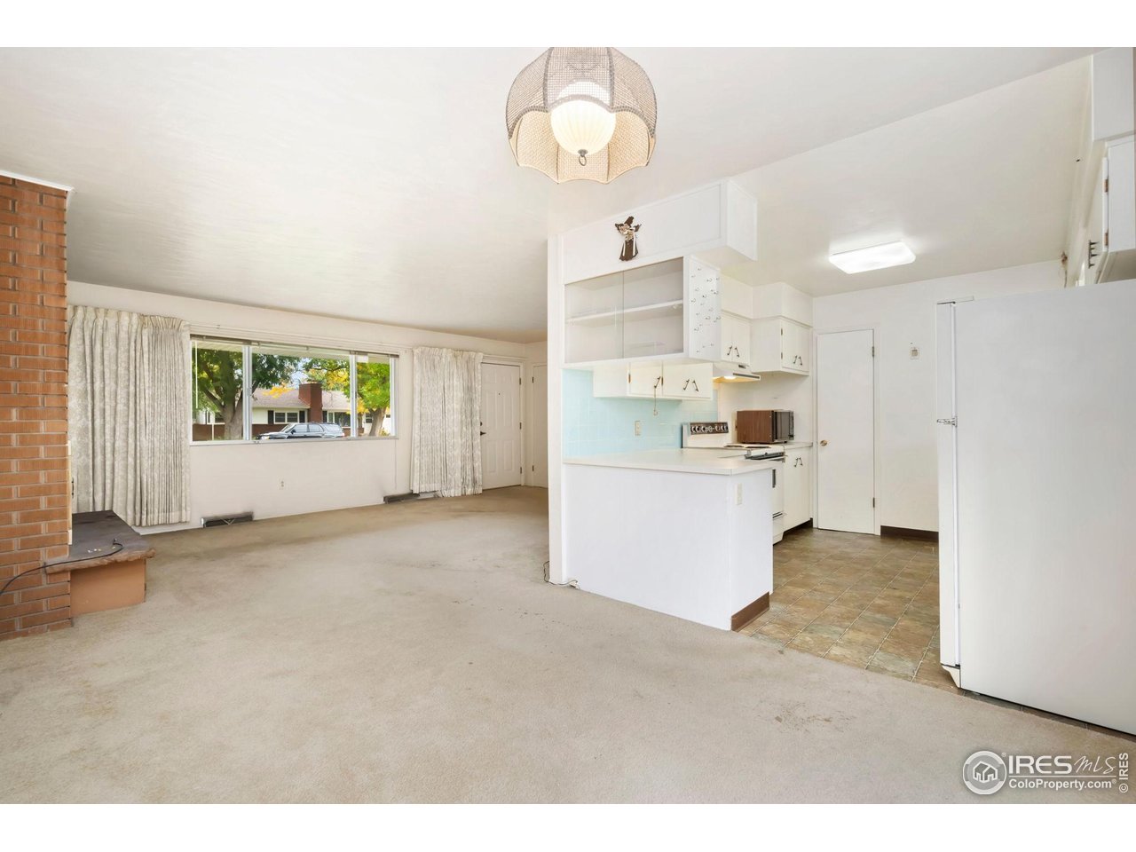 1213 Springfield Drive Fort Collins, CO 80521 - Photo 6 of 17 Gallery Image 6