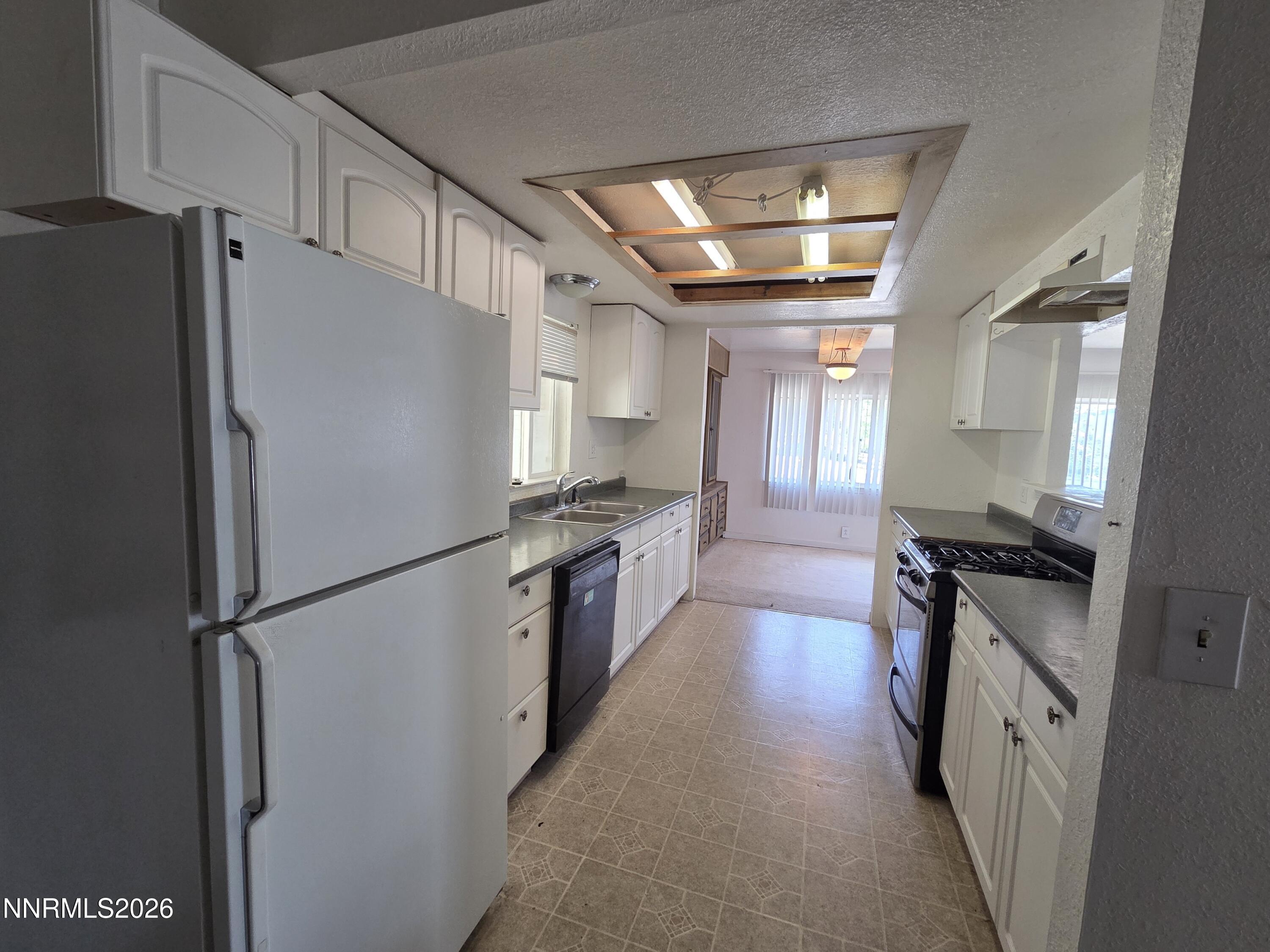 390 Scorpio Circle Reno, NV 89521 - Photo 13 of 39 20260501_124516