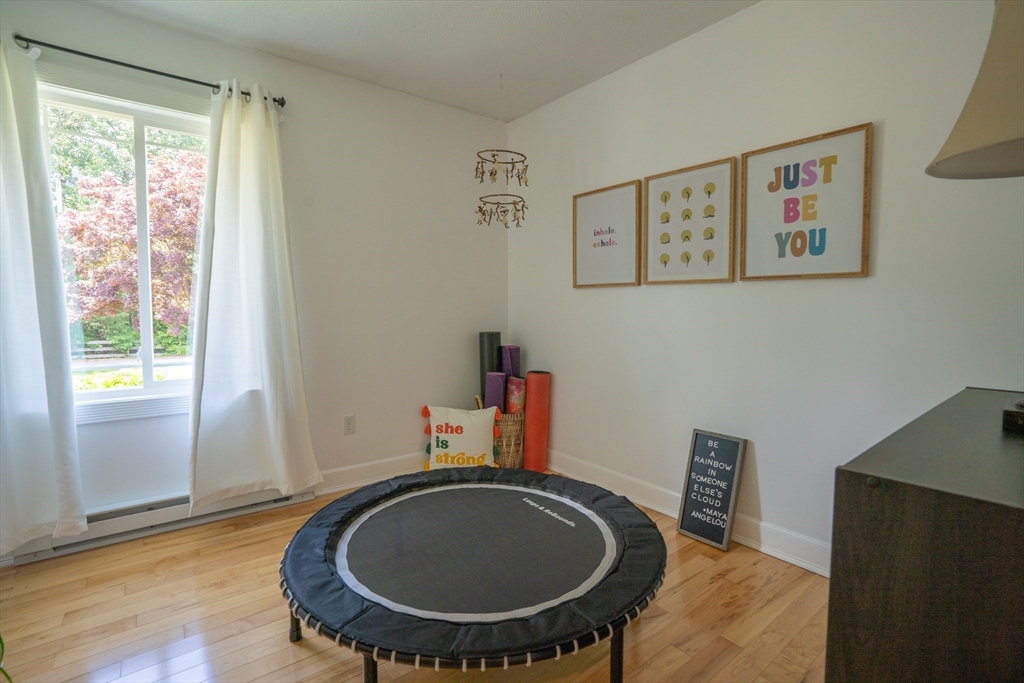 305 Scadding Street Taunton, MA 02780 - Photo 16 of 38