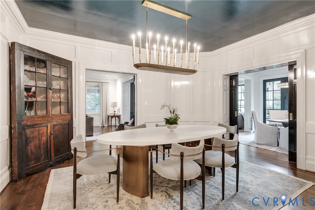 6 Berkshire Road Richmond, VA 23221 - Photo 7 of 66 a view of a dining room with furniture and chandelier