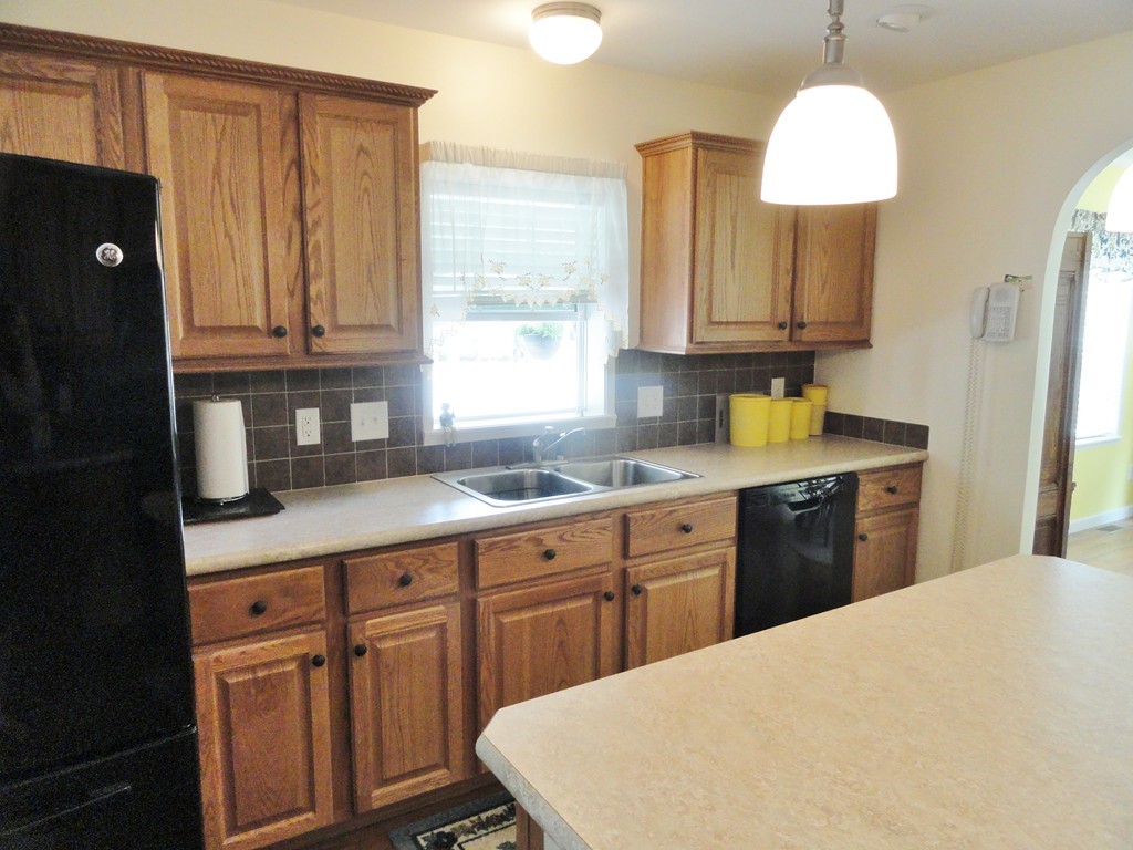 1 Lantern Lane Rutland, MA 01543 - Photo 6 of 23