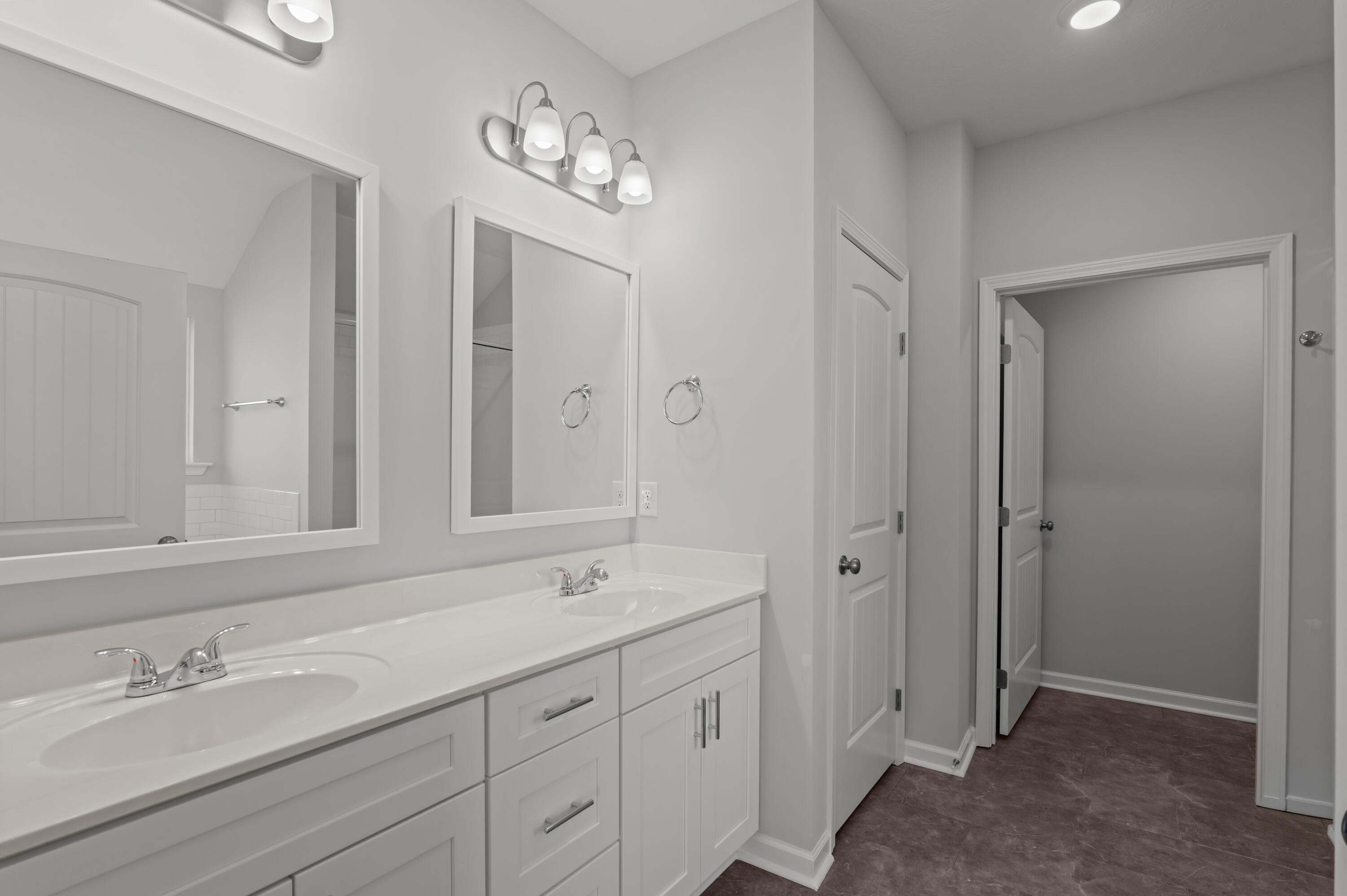 1341 Elbron Drive Augusta, GA 30909 - Photo 14 of 31 Owners Suite Bathroom