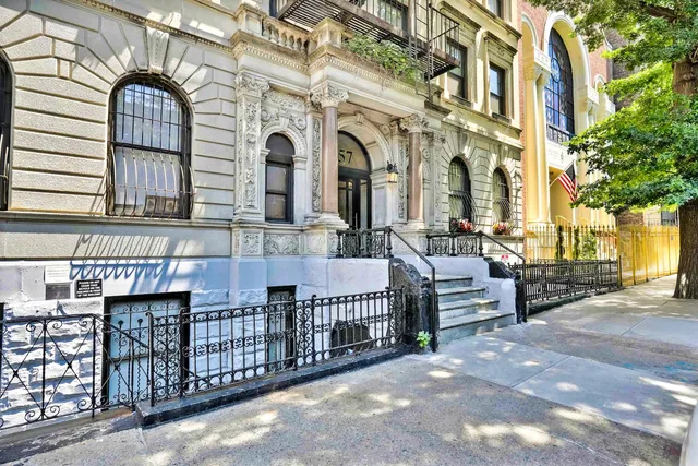 $469,000 | 157 West 105th Street, Unit 3ER | Upper West Side