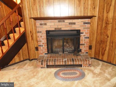 11516 Underoak Court Reston, VA 20191 - Photo 7 of 28 Family Room