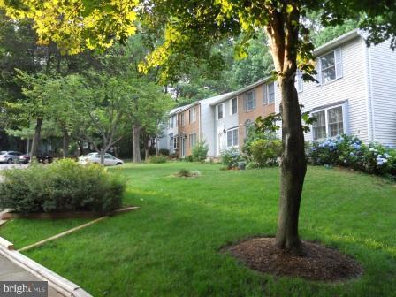 11516 Underoak Court Reston, VA 20191 - Photo 10 of 28 Exterior (Front)