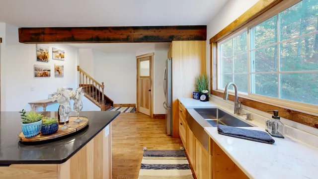 $699,000 | 26350 Drake Lane, Henrietta, WI 53924