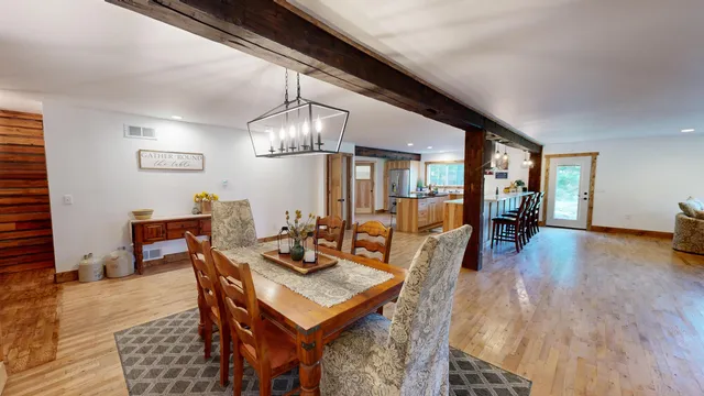 $699,000 | 26350 Drake Lane, Henrietta, WI 53924