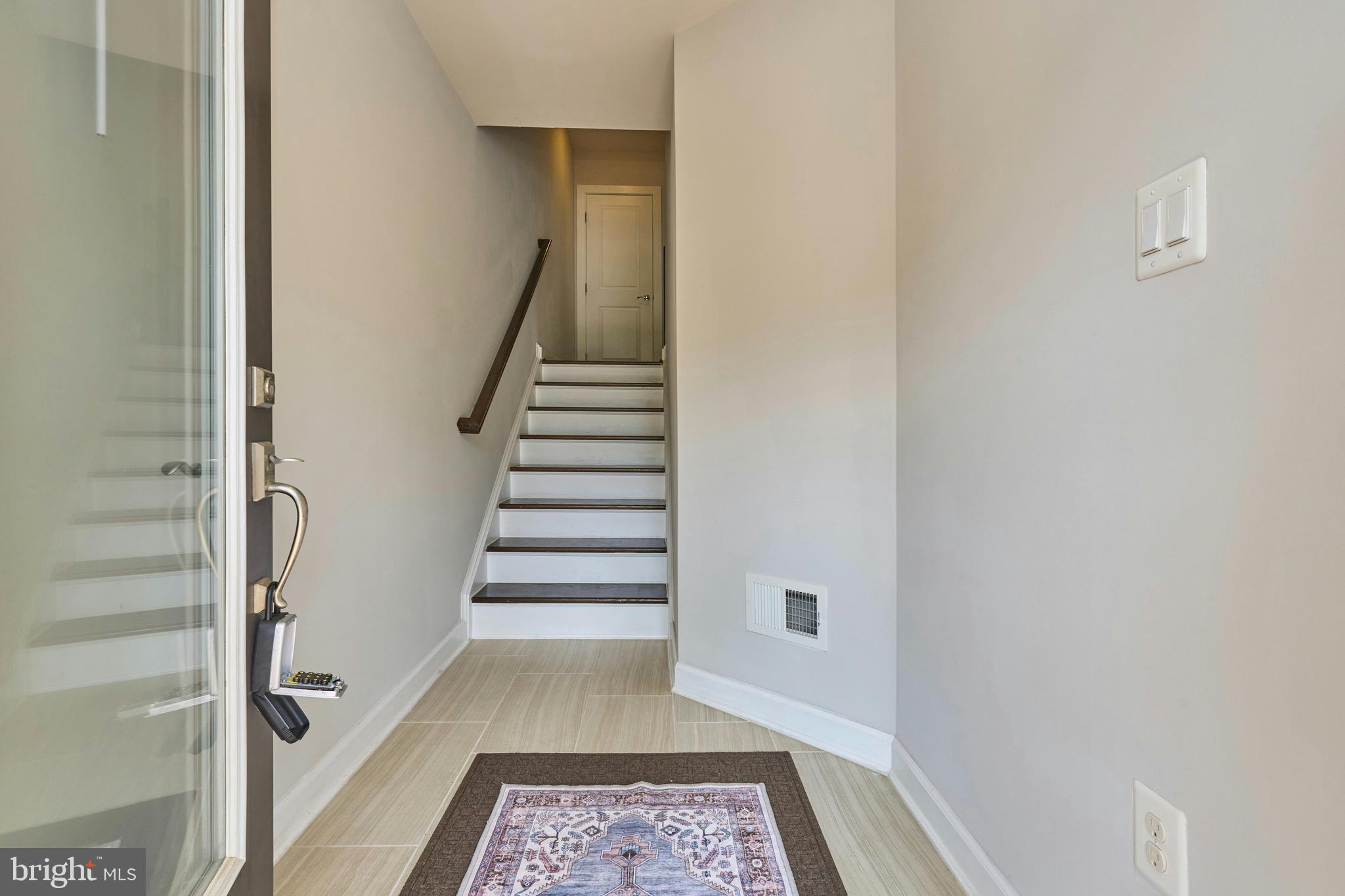 2358 Chadlington Road Falls Church, VA 22043 - Photo 17 of 56