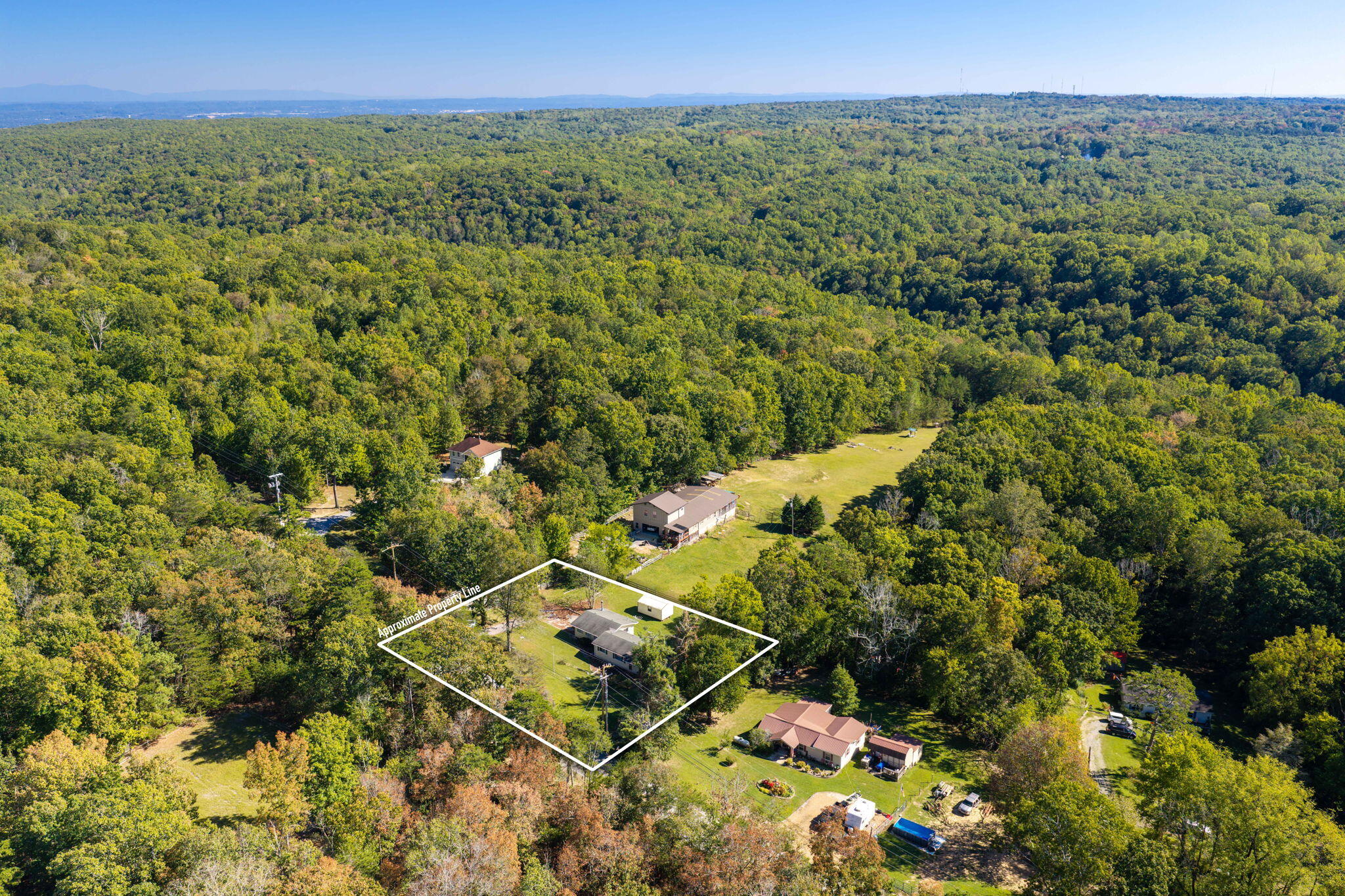 2402 Corral Road Signal Mountain, TN 37377 - Photo 32 of 42 35-web-or-mls-DJI_20260929160453_0702_D-