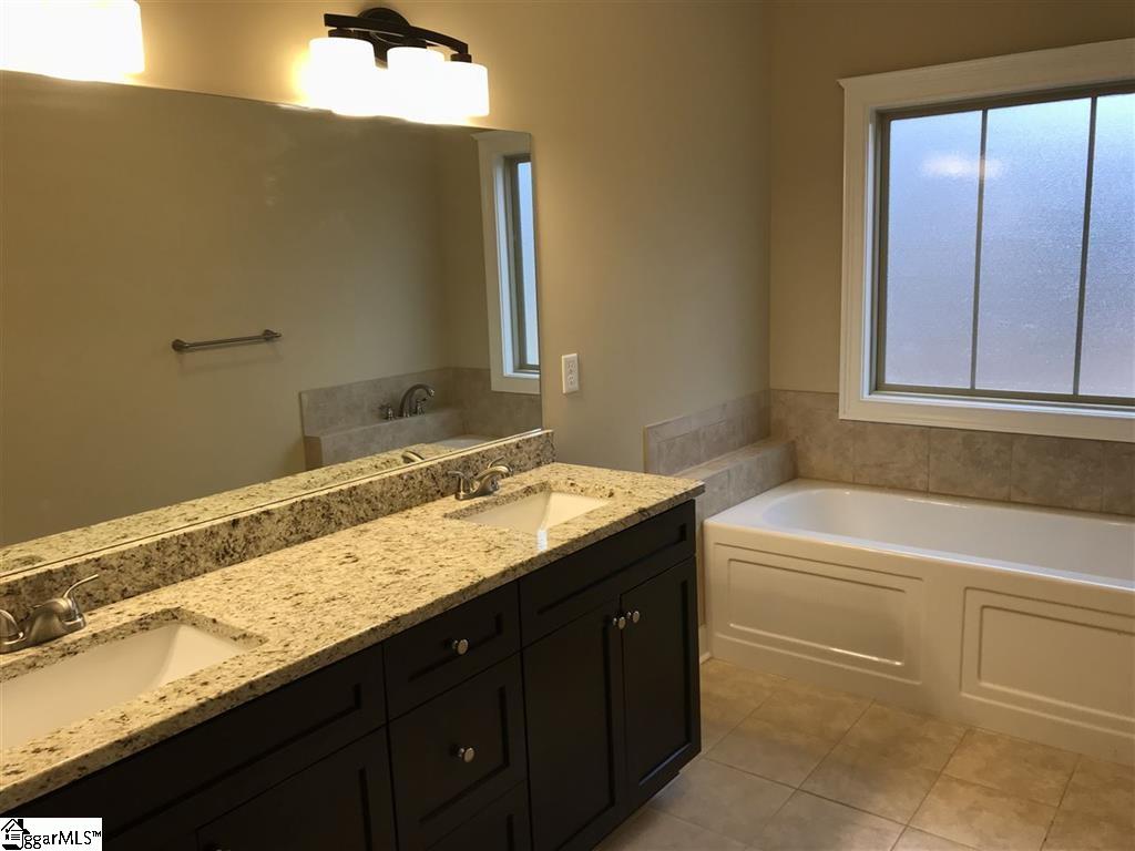 112 Falcon Lane Chesnee, SC 29323 - Photo 7 of 14 Gallery Image 7