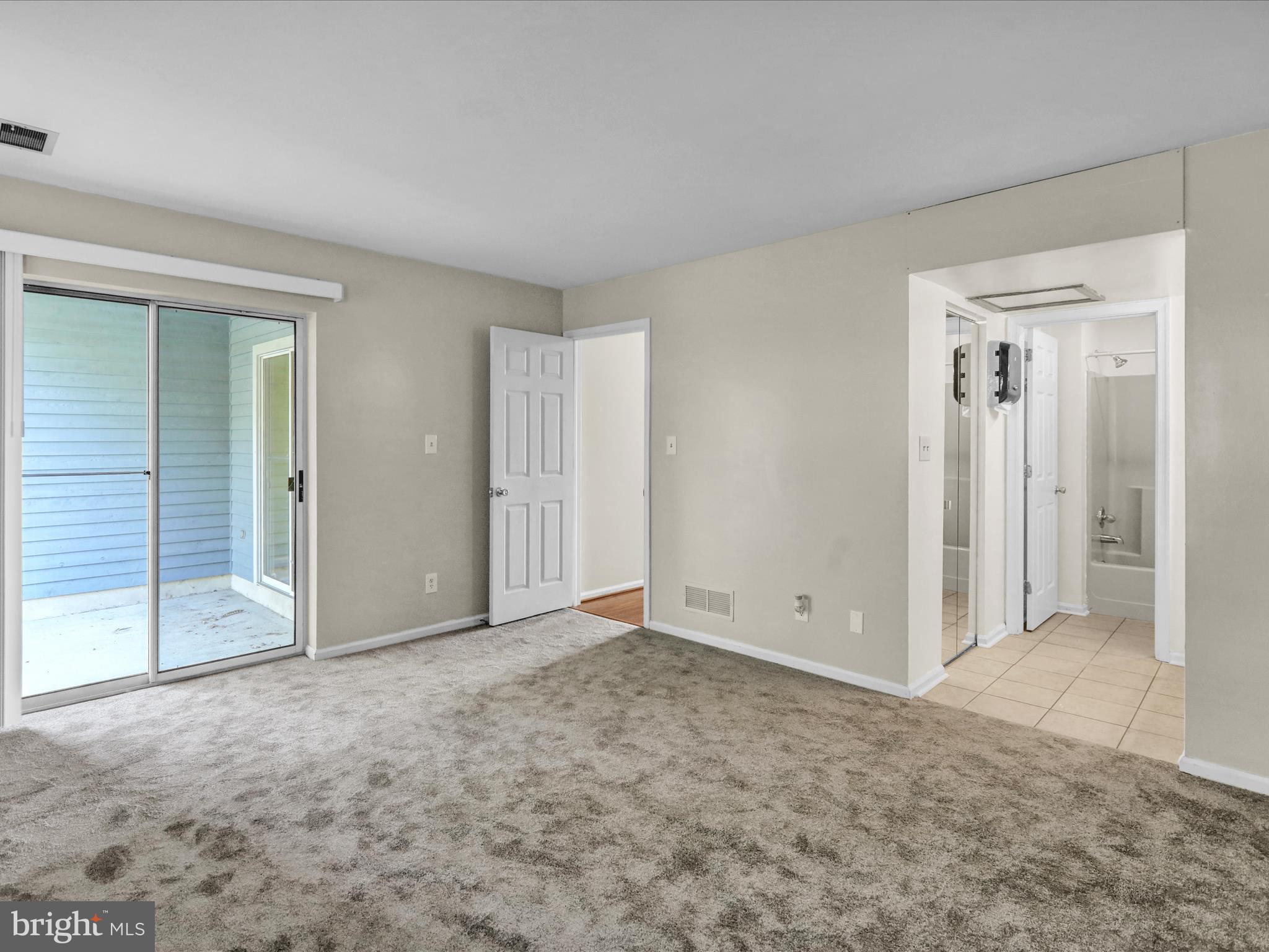 225 North 14th Street Reading, PA 19604 - Photo 12 of 23 an empty room with closet area