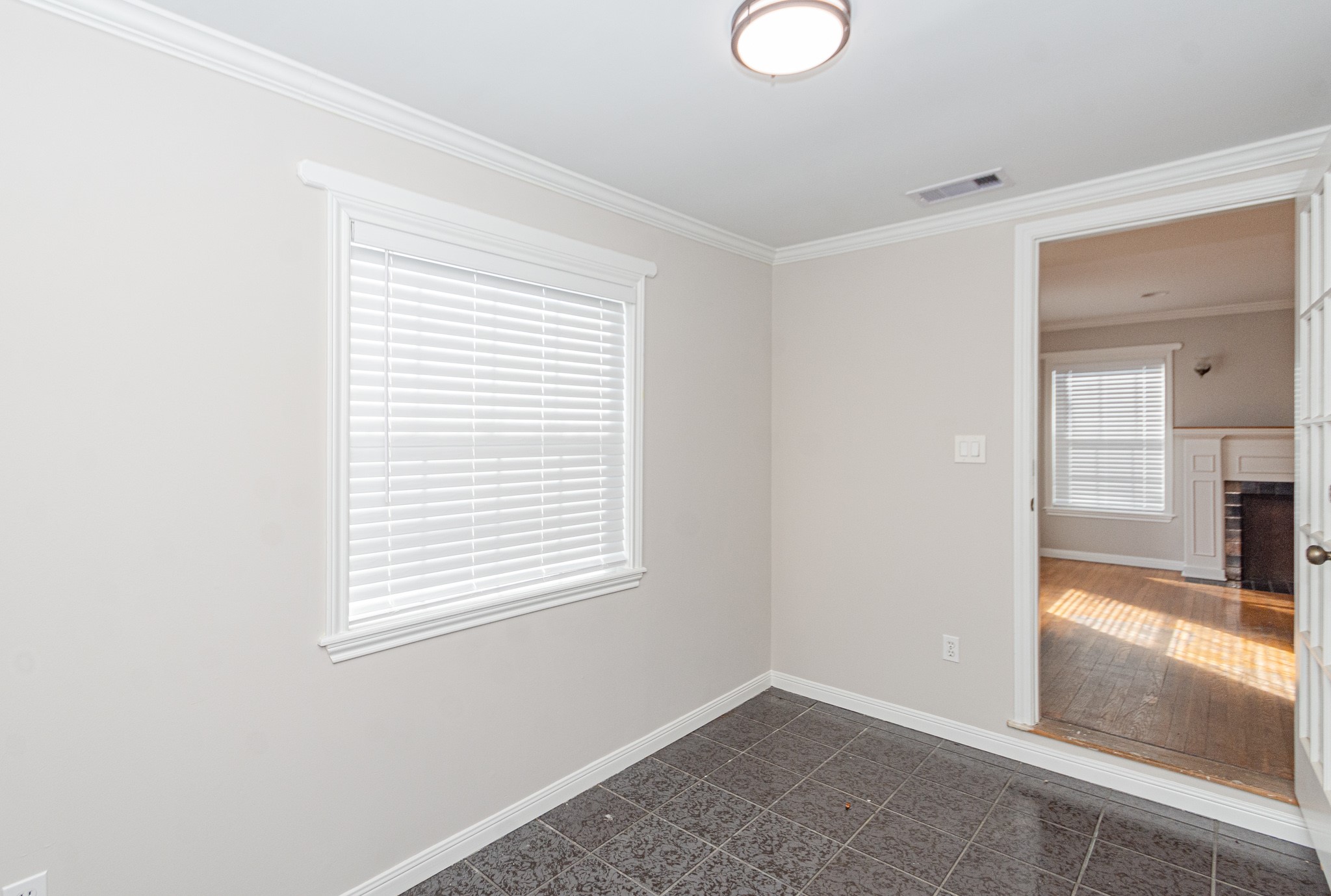 7447 Magnolia Street Houston, TX 77023 - Photo 32 of 38 a view of an empty room with glass door