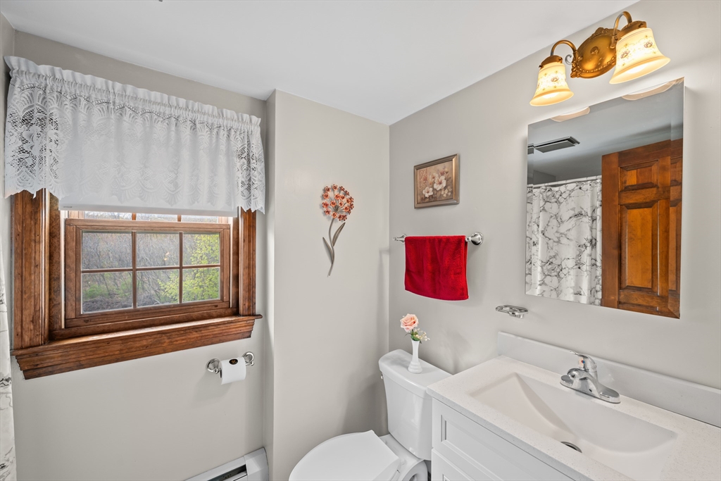 125 Indian Hill Road Worcester, MA 01606 - Photo 25 of 42 Gallery Image 25