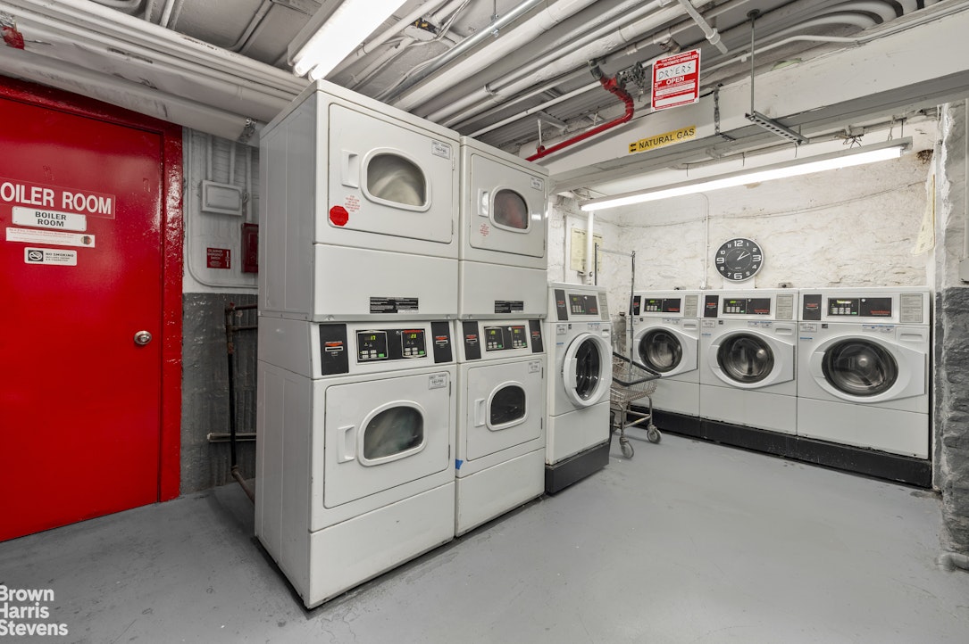 332 East 84th Street, Unit 4C Manhattan, NY 10028 - Photo 8 of 11