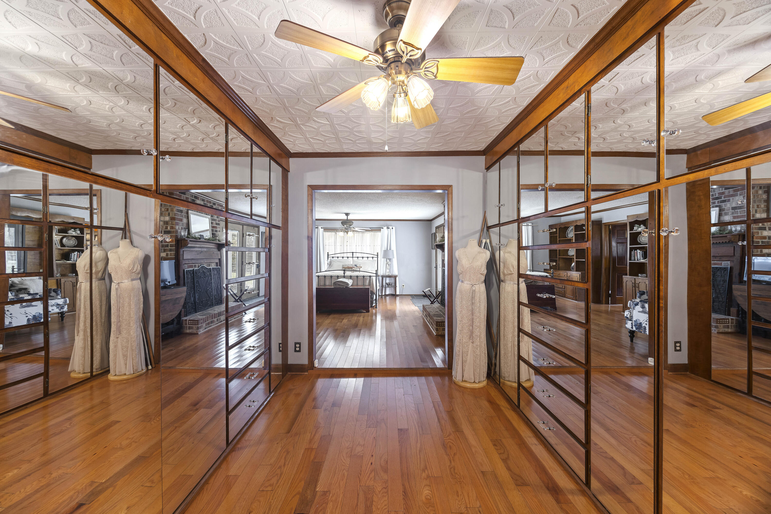 6293 Ehrhardt Road Ehrhardt, SC 29081 - Photo 15 of 58 Walk In Closet/ Dressing Room
