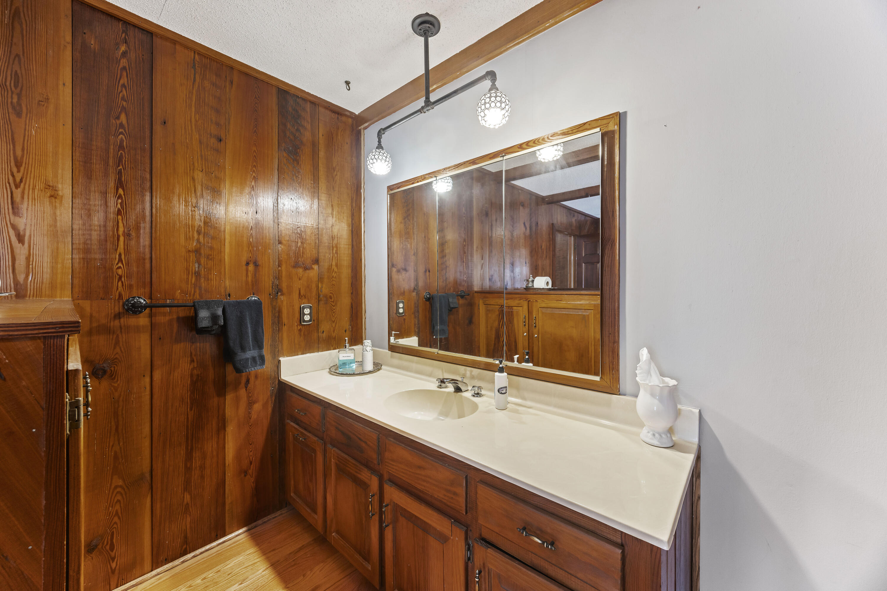 6293 Ehrhardt Road Ehrhardt, SC 29081 - Photo 22 of 58 Primary Bathroom
