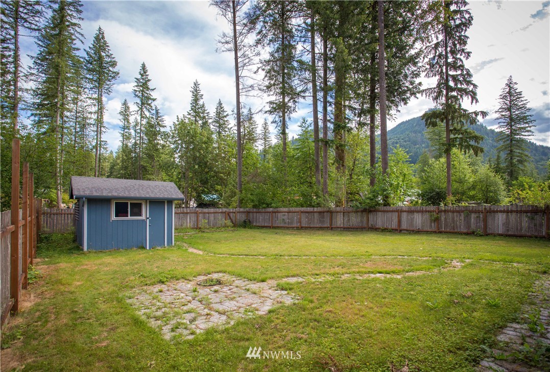 6352 Dardu Road Maple Falls, WA 98266 - Photo 14 of 23 Gallery Image 14