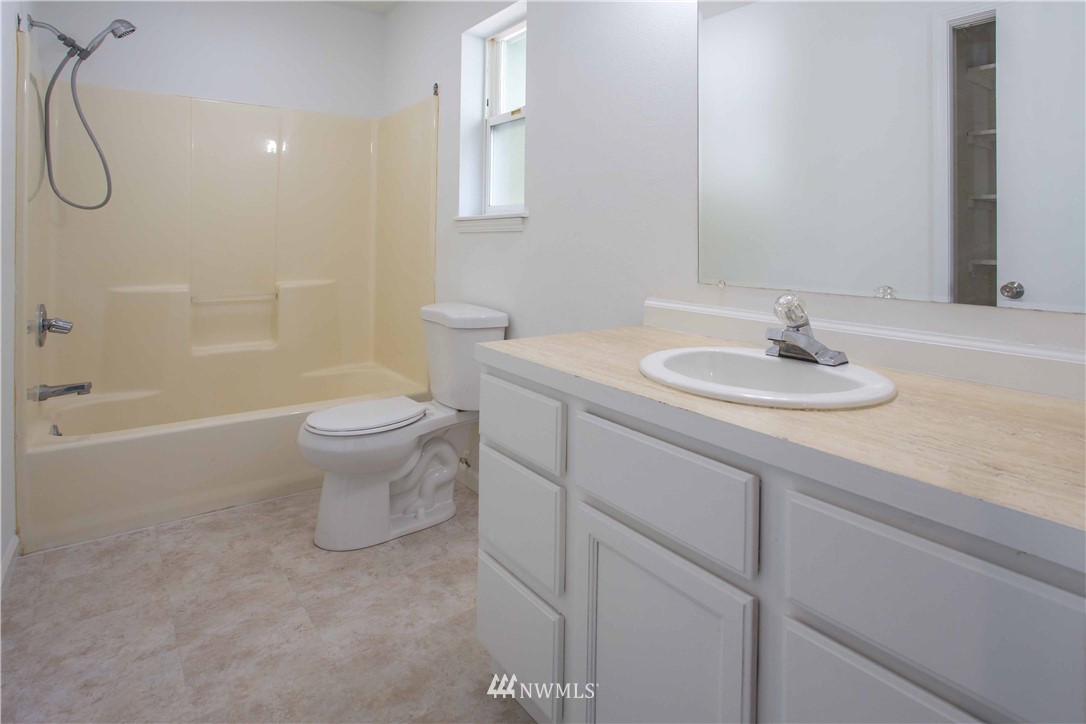 6352 Dardu Road Maple Falls, WA 98266 - Photo 8 of 23 Gallery Image 8