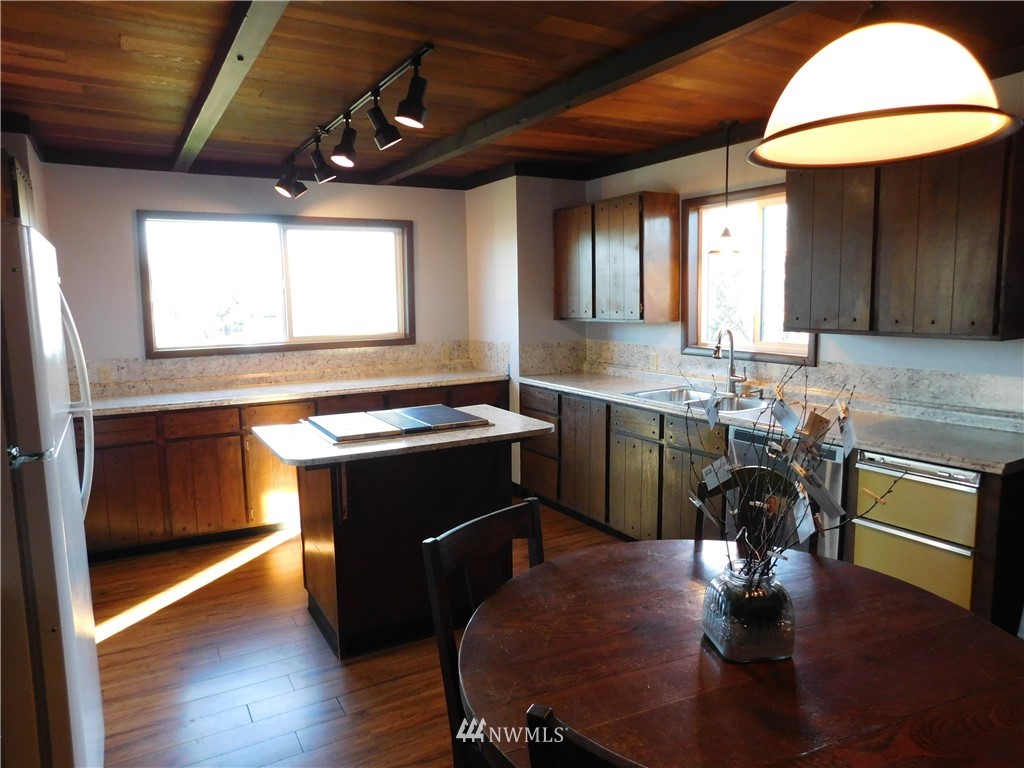 2953 Dover Street Longview, WA 98632 - Photo 11 of 24 Gallery Image 11